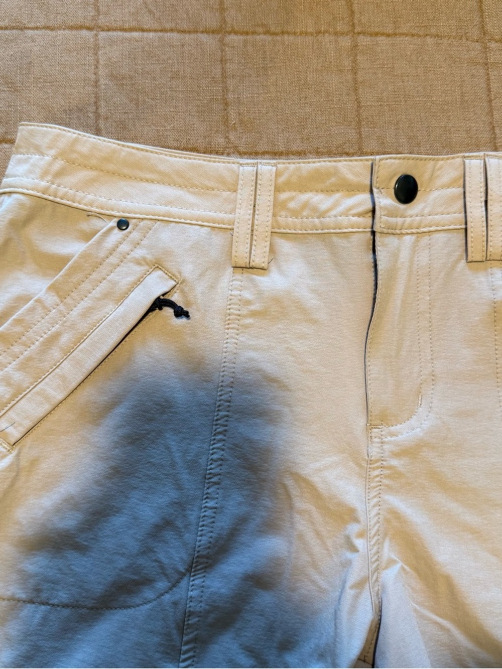 Shorts - Picture 2 of 5